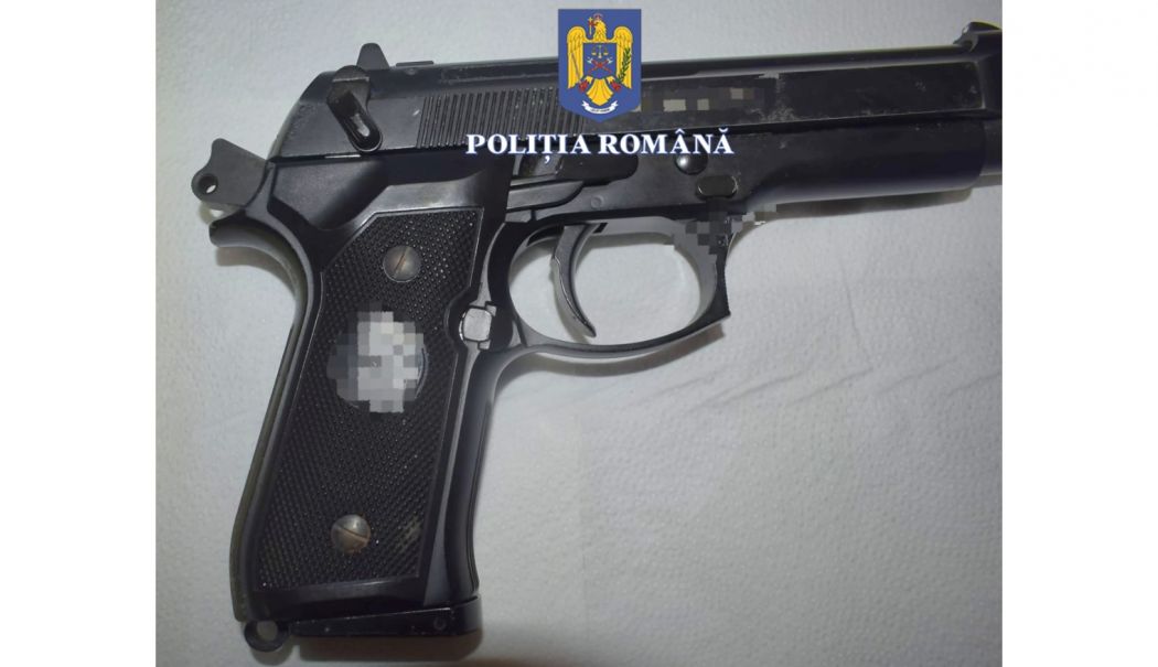 Prinși la frontieră după ce au tras cu arma într-un restaurant din Mangalia!