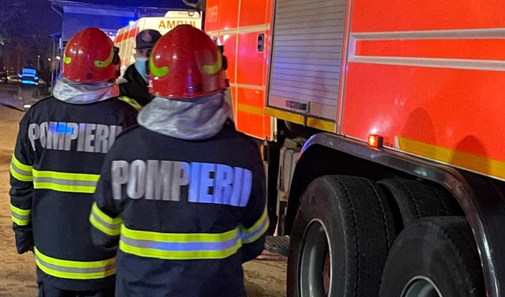 Un bărbat a murit ars în propria casă după ce ambulanța s-a împotmolit pe drum - screenshot-20260303-105930-1772528420.webp