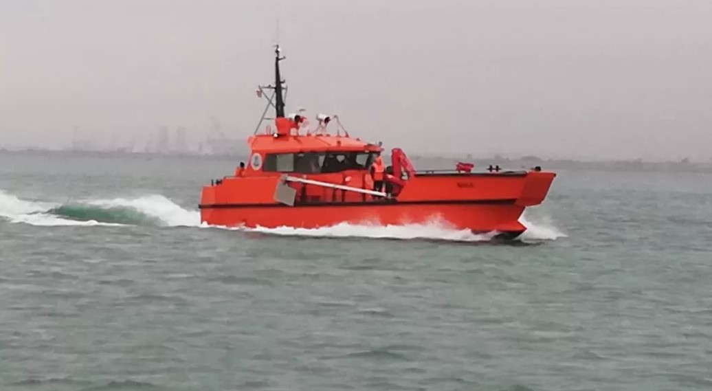Autoritățile reiau operațiunile de recuperare a marinarilor de pe remorcherul Astana - screenshot-20260323-092516-1774250739.webp