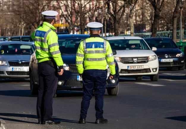 Polițiștii din Constanța au acționat pentru siguranța publică și prevenirea faptelor antisociale - screenshot-20260404-153906-1775306359.webp