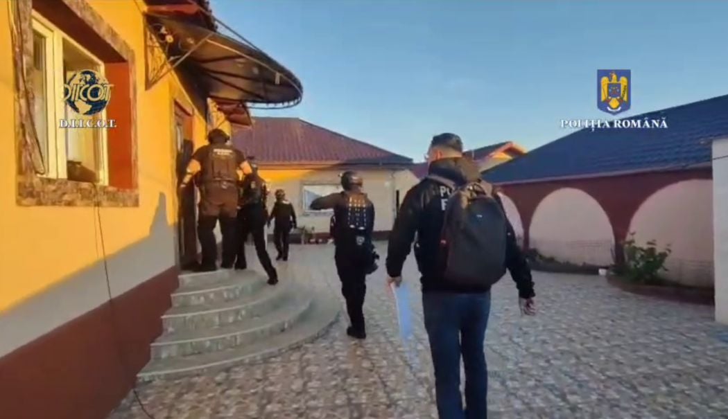 Percheziții în județul Constanța! Șapte persoane sunt cercetate pentru trafic de persoane și proxenetism