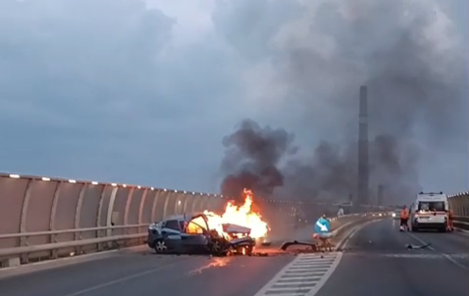 Șoferul care a intrat cu mașina în separatorul de sens pe Podul de la Butelii era băut! - screenshot-491-1752734205.png