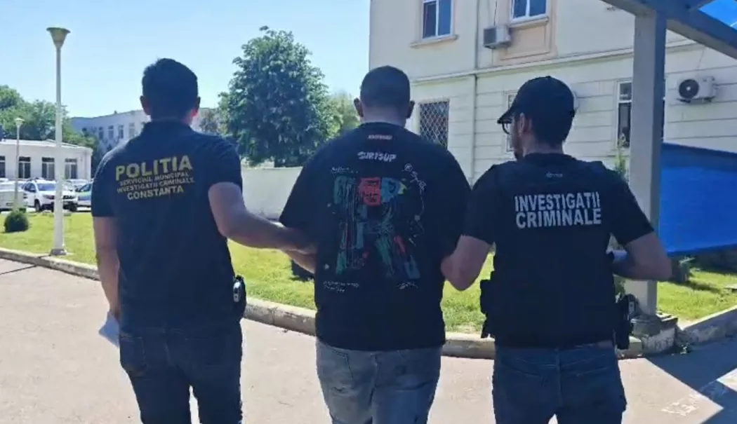 Furt la Costinești și tâlhărie la Constanța. Tânărul suspect a fost prins de autorități - screenshot12-1781170923.webp