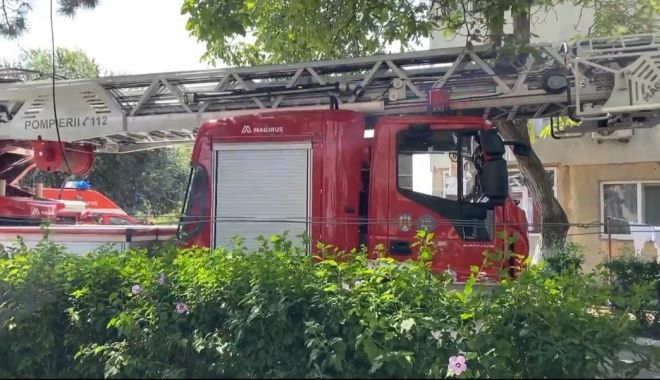 Incendiu la Medgidia! Intervin de urgenţă pompierii - screenshot20220816133327whatsapp-1660646124.jpg