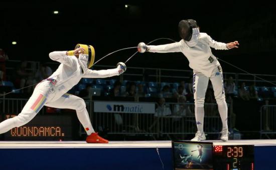Jocurile Europene Baku 2015: România, calificată în finala la spadă feminin și sabie masculin - scrima-1435302211.jpg