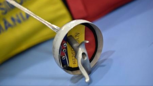 Echipa feminină de spadă a României, medaliată cu bronz la Europene - scrima33419100-1497710572.jpg