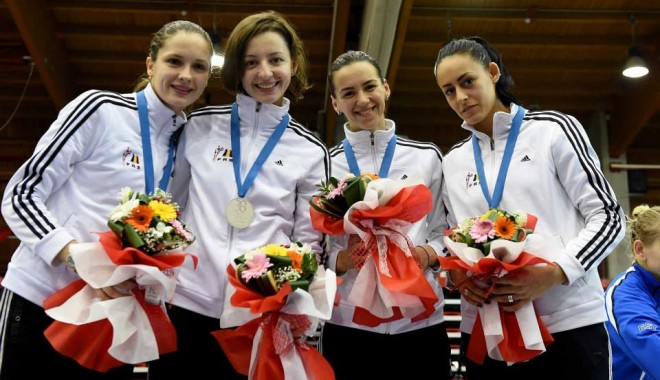 Scrimă: România, medaliată cu argint în prima etapă de Cupa Mondială de spadă - scrimasursafrscrimaro-1414394789.jpg