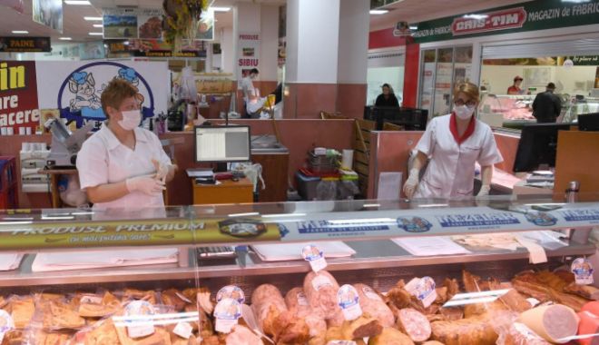Scumpiri mari la cele mai ieftine mezeluri. Prețuri duble!