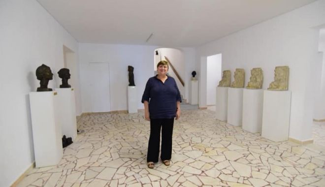 Seară culturală în fața Muzeului 