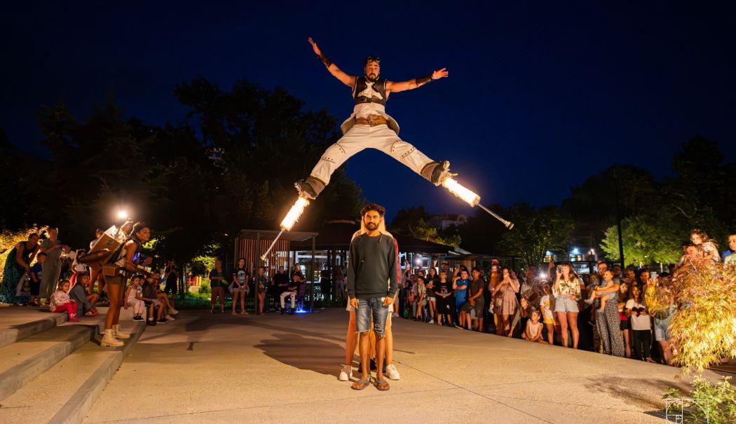 Vino să trăiești magia spectacolelor de teatru stradal! Programul celei de-a treia zi de SEAStreet
