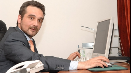 Sebastian Lăzăroiu: 63% din ajutoarele sociale fraudate, date de primarii USL - sebastianlazaroiu49204300-1313498394.jpg