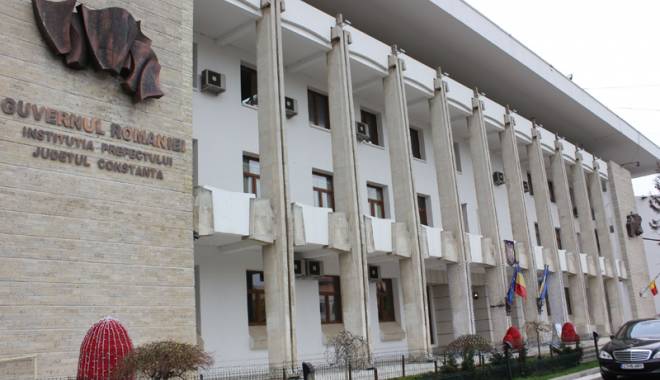 Ceremonie militară, organizată de Prefectura Constanța - secautaprefect142065288514244254-1431088116.jpg
