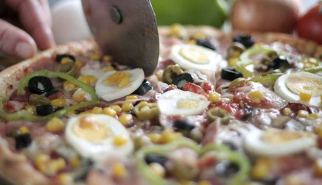 Marele secret al unei pizza de casă reușite - secretpizza-1415150760.jpg