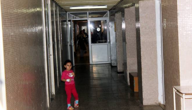 Secția de pediatrie a Spitalului Județean Constanța, reabilitată doar pe jumătate - sectiadepediatrie-1417445909.jpg
