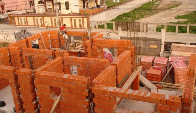 Se adâncește criza forței de muncă - sectorulconstructiilorinregistre-1652972465.jpg