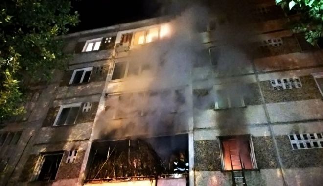 Incendiu puternic într-un bloc! Un bărbat a murit - secund21-1544170680.jpg