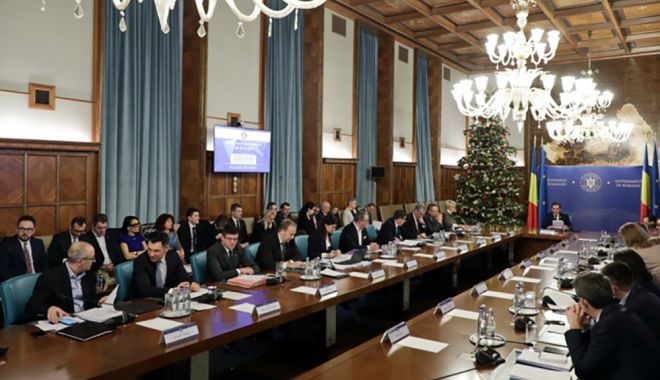 Guvernul analizează astăzi amendamentele depuse de partide la Legea bugetului și OUG 114 - sedinta-1577089926.jpg