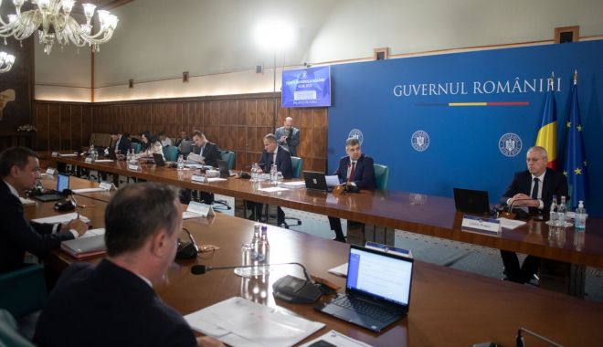 Şedinţă extraordinară de Guvern: Va fi adoptată OUG privind comasarea alegerilor