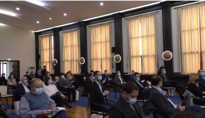 Consilierii locali constănţeni, reuniţi în ultima şedinţă de anul acesta - sedintabun-1609153865.jpg
