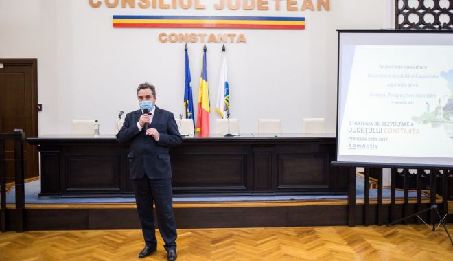 Primăriile, sprijinite prin proiectul Asociației de Dezvoltare Durabilă a Județului Constanța - sedintacjc2-1613587079.jpg