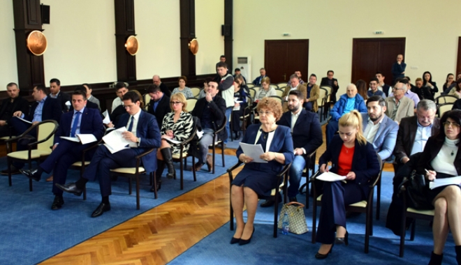 E oficial! Clădirile neîngrijite ale Constanței vor fi supraimpozitate - sedintacl-1493305591.jpg