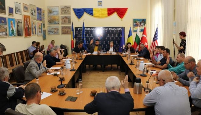 Aleşii locali din Medgidia, convocaţi în şedinţă ordinară - sedintaclmedgidia-1635357360.jpg