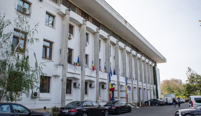 Consilierii locali din Constanţa au votat pozitiv cele cinci proiecte de pe ordinea de zi - sedintaclonline-1613483460.jpg