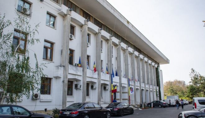 Consilierii locali din Constanța, reuniți în ședință. Ce proiecte sunt pe ordinea de zi - sedintaclprimarieonline-1614346223.jpg