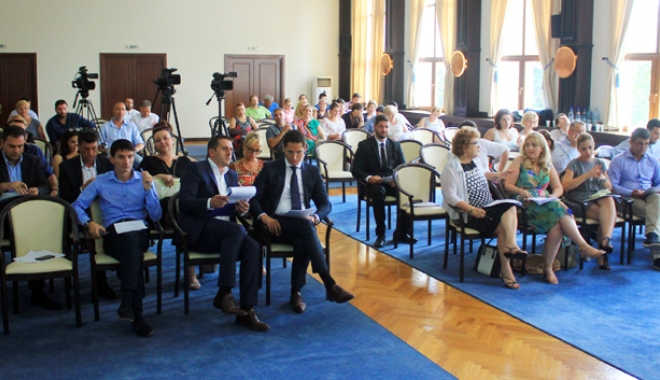 Prețul gigacaloriei crește retroactiv. Cât vor plăti constănțenii pentru apa caldă - sedintaconsiliullocal10-1469810293.jpg