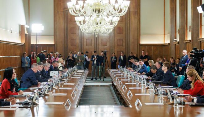 Fondul de asigurări sociale de sănătate, majorat cu 1,7 miliarde lei