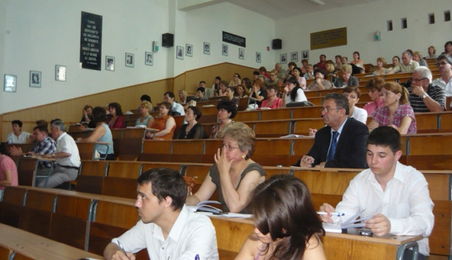 Ședință fulger  cu directorii de școli - sedintadirectori3-1475509319.jpg