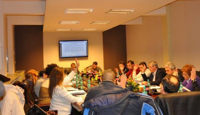 Consilierii din Mangalia, convocați la ședință de îndată - sedintamangalia11-1426770052.jpg