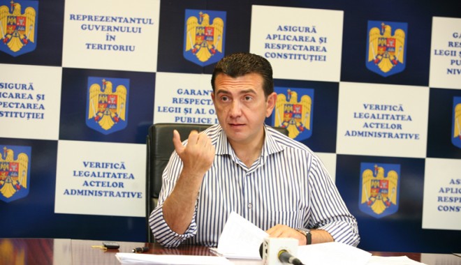 Palaz vrea să-l demită pe Tusac cu ajutorul CJC - sedintaprefectura10-1319137680.jpg