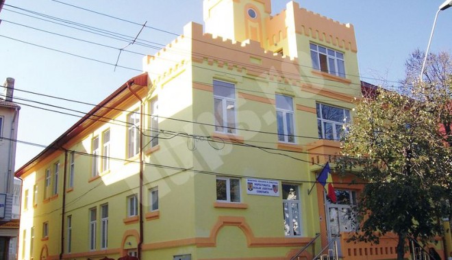 Se schimbă programul de audiențe la ISJ Constanța - sediulisjconstanta-1350392641.jpg