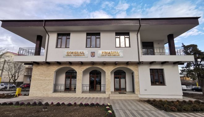 Lucrările la noul sediu al Primăriei Techirghiol au costat 1,2 milioane de lei - sediunouprimariatechirghiol2-1610129101.jpg