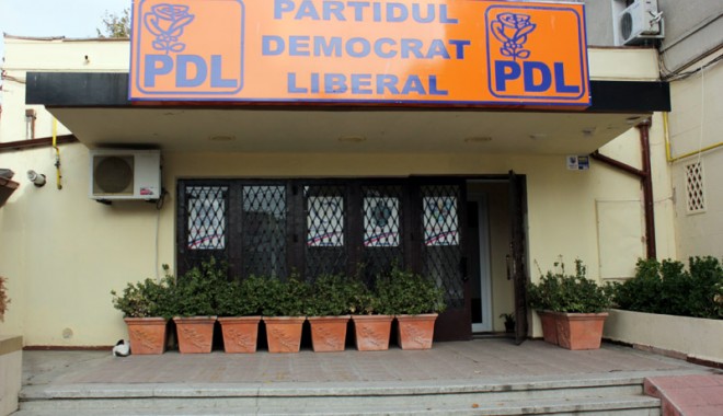 Cine a donat bani la PDL, PP-DD și FC, în campania electorală - sediupdl1-1365435093.jpg