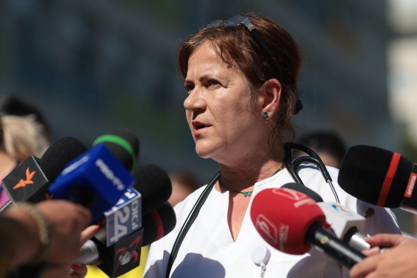 Şefa secţiei ATI de la Spitalul Sfântul Pantelimon retractează declarațiile şi dă vina pe presă