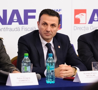 Vicepreședintele ANAF și-a dat demisia - sefuldirectieiantifraudaanafurma-1441895107.jpg