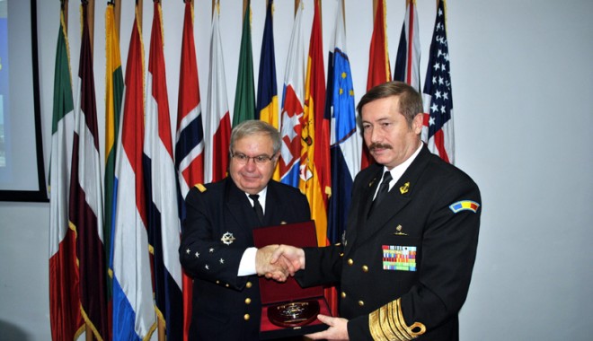 Șeful Statului Major al Marinei Militare Franceze, în vizită la Constanța - sefulstatuluimajor1-1384791507.jpg