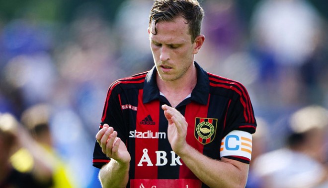 Fotbalistul suedez Pontus Segerstrom a decedat la 33 de ani - segerstrom1920rip-1413269414.jpg