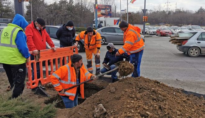 ATENŢIE ŞOFERI! Semafoarele de la intersecția bulevardului Tomis cu Aurel Vlaicu nu funcționează - semafor12-1614753528.jpg