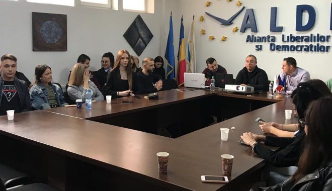 Seminar la sediul ALDE. 