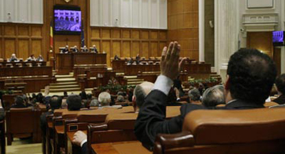 Senatul a decis ca persoanele care dețin o locuință de cel mult 50 mp să poată accesa 