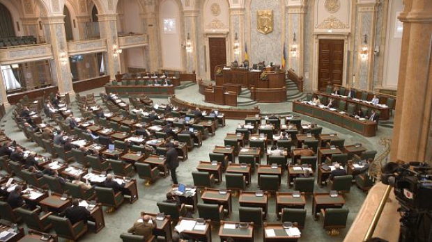 Senatorii nu sunt de acord ca 9 Mai să fie declarată zi nelucrătoare - senat-1369744526.jpg