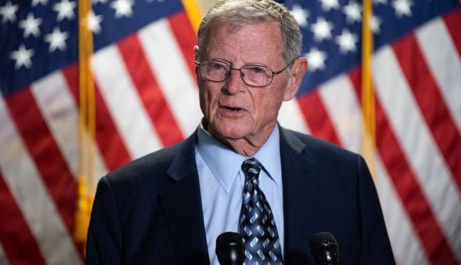 Senatorul american James M. Inhofe, în vizită la Baza aeriană Mihail Kogălniceanu - senatorul-1622189790.jpg
