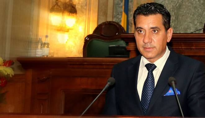 Senatorul Gigi Chiru propune instituirea unui bilet comun la unitățile de cultură - senatorulchirufoto5-1432212656.jpg