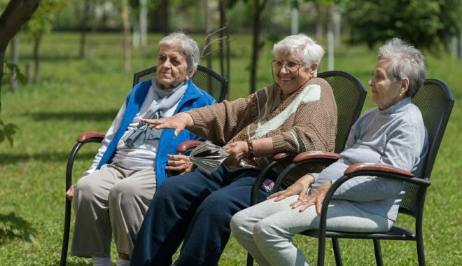 Primăria Constanța premiază 136 de seniori ai orașului - seniori-1774259309.webp