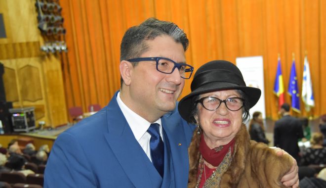 Primăria Constanța premiază seniorii pentru contribuția la dezvoltarea orașului - seniorii-1582578263.jpg