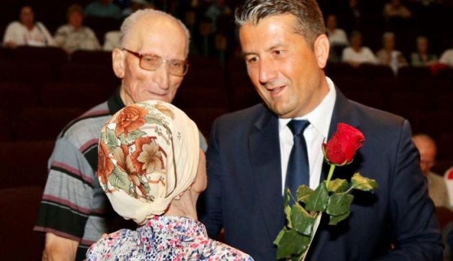Seniorii Constanței, premiați  de Primăria Constanța - senioriiconstantei-1537547832.jpg