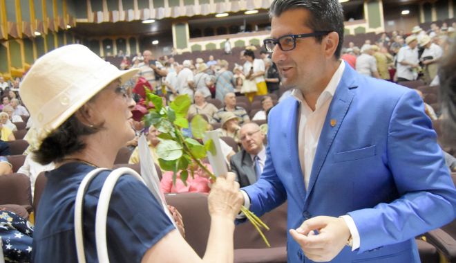 Seniorii constănțeni, premiați de administrația locală - senioriiconstanteni-1571259363.jpg